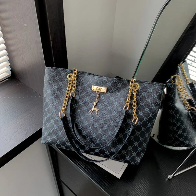ChicCharm Tote
