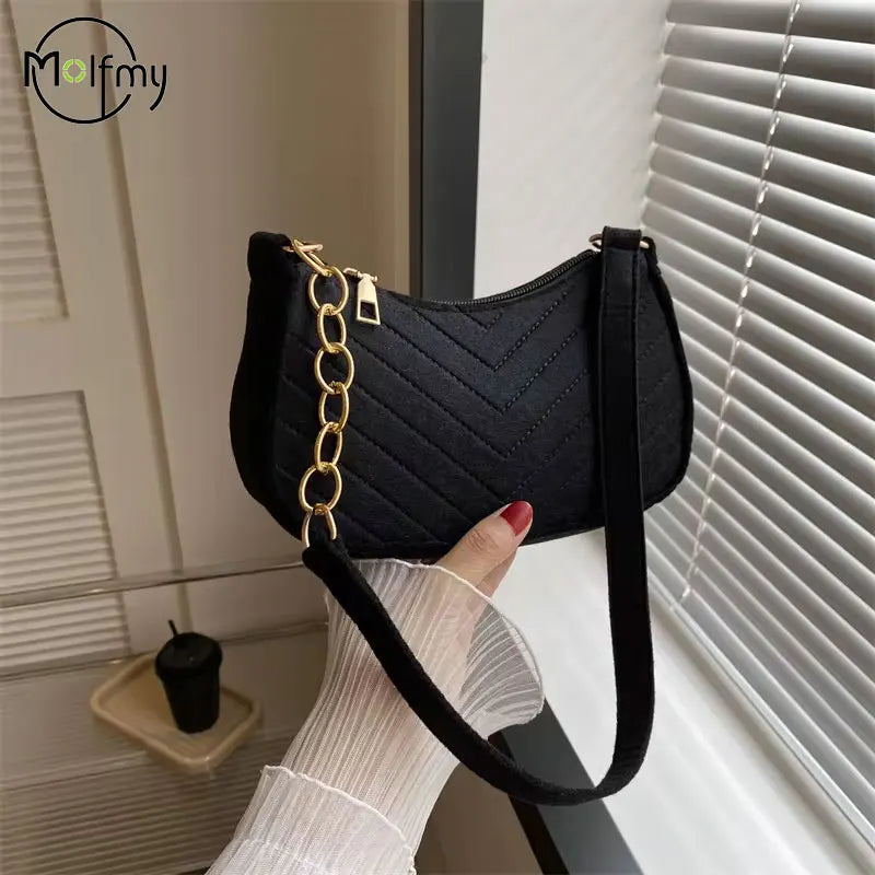 LunaFelt Shoulder Bag